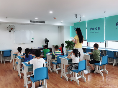 蒙格教育咨詢 精準規劃，點亮未來